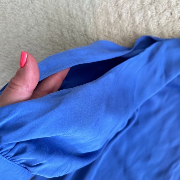 Chico's Sandwash Satin Solid Split Sleeve Shirt Blue Size 3 (US Size 16/… - Picture 7 of 13